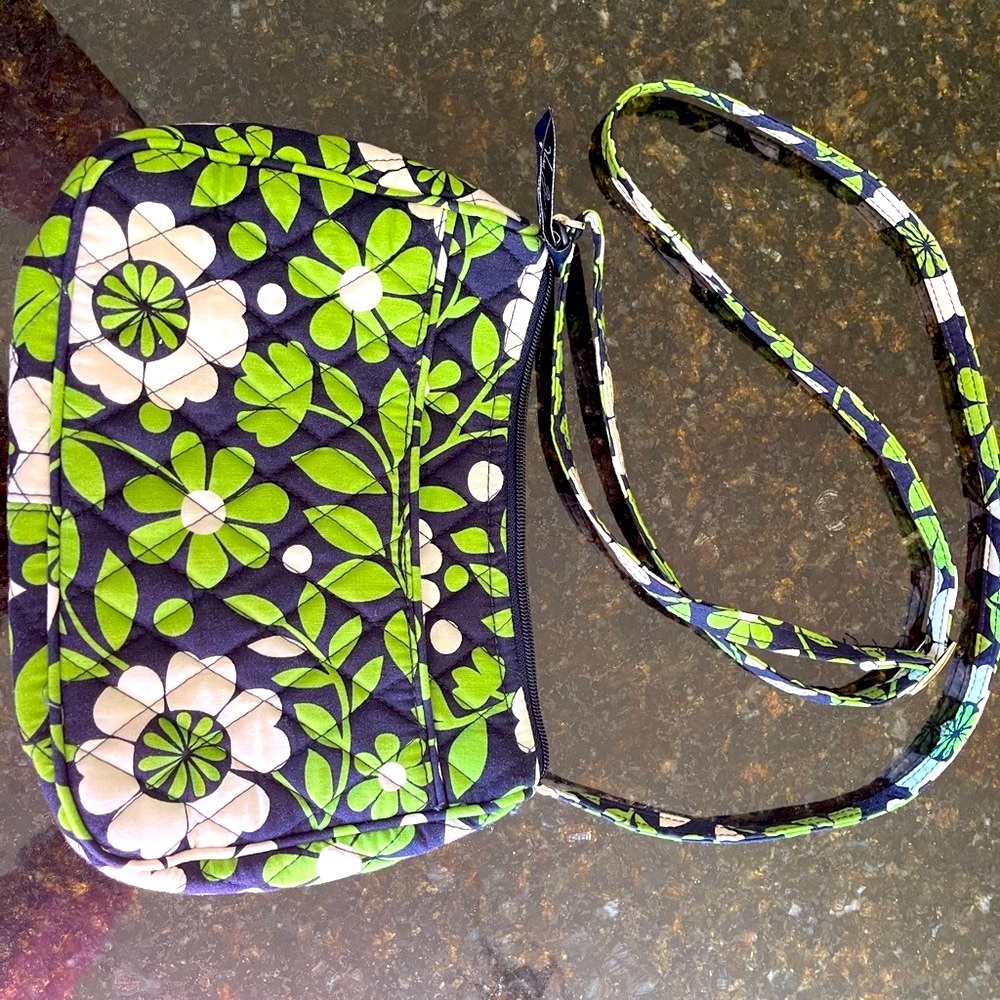 Vera Bradley Purse - NEW without tags